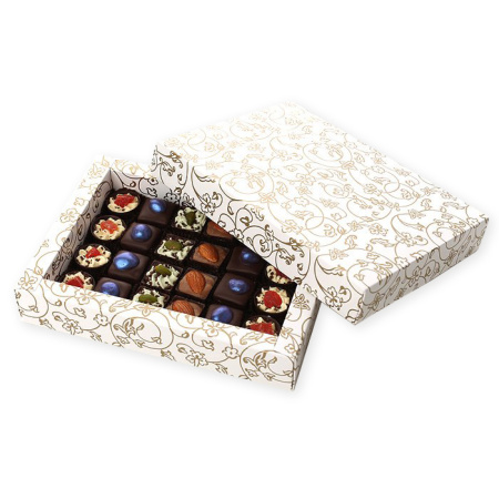 Средний набор конфет ручной работы четвертый номер