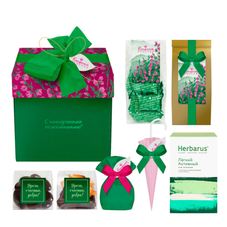 Подарочный набор чая, кофе, драже и конфет