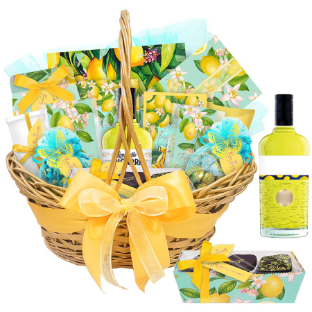 Корзина: шоколад, конфеты, оливки, кофе