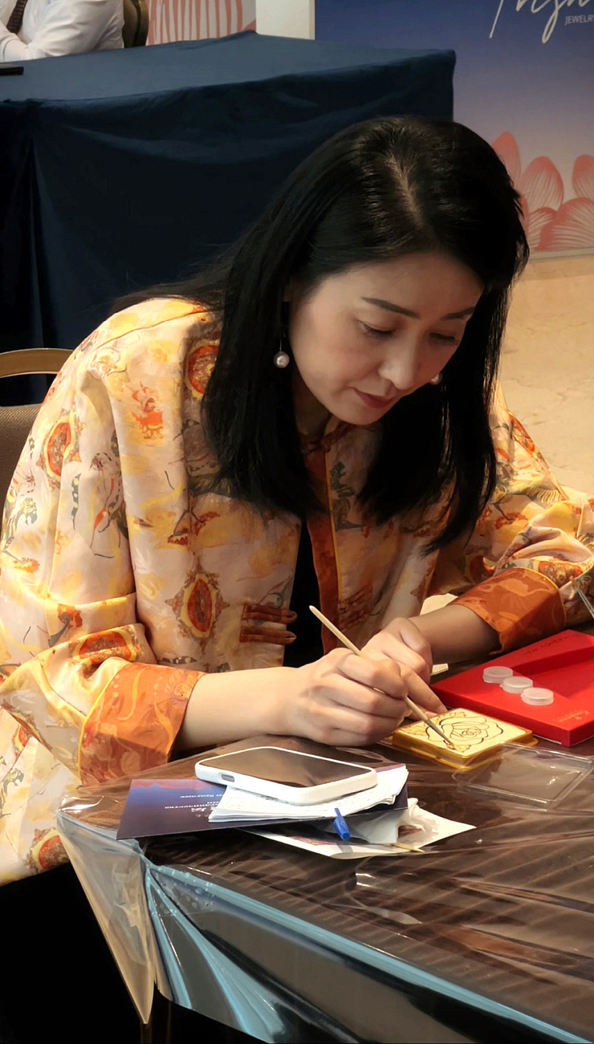 «Конфаэль» представила российский шоколад на Форуме российско-китайского сотрудничества в сфере услуг