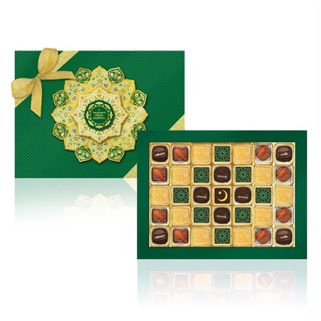Шоколадные конфеты ассорти, мармелад, сухофрукты зеленый набор 370г