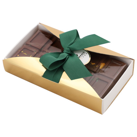 Шоколад молочный дубайский с фисташкой 230г Шоколад молочный дубайский с фисташкой 230г