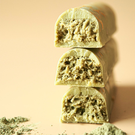 Дубайский шоколад с чаем матча и фисташковой начинкой 10г Дубайский шоколад с чаем матча и фисташковой начинкой 10г