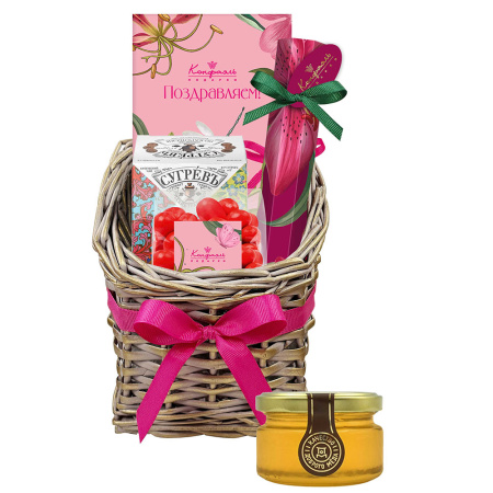 Корзина: шоколад, драже, конфеты глазированные, чай, мед
