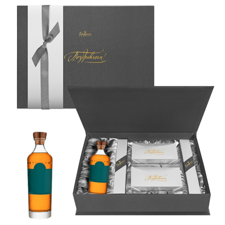 Набор шоколада, конфет суфле и сухофруктов