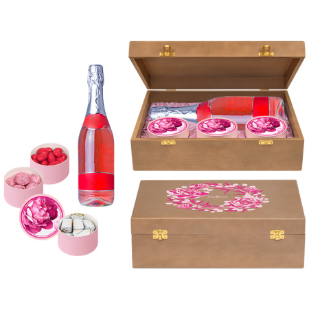 Шкатулка с конфетами: драже, суфле, марципановые