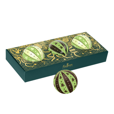 Набор белого и горького шоколада с декором